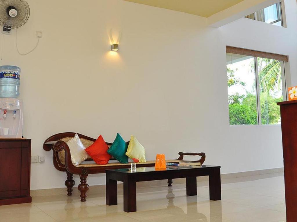 Rainbow Lagoon Resort Negombo Exterior foto